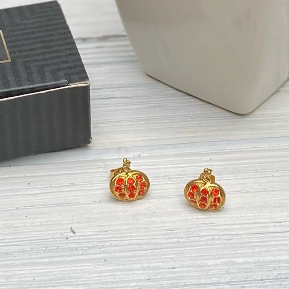 VTG Avon PUMPKIN Earrings - Picture 1 of 14